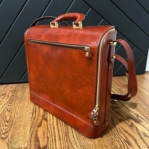 Pratesi unisex Italian Leather Raffaello small Laptop case